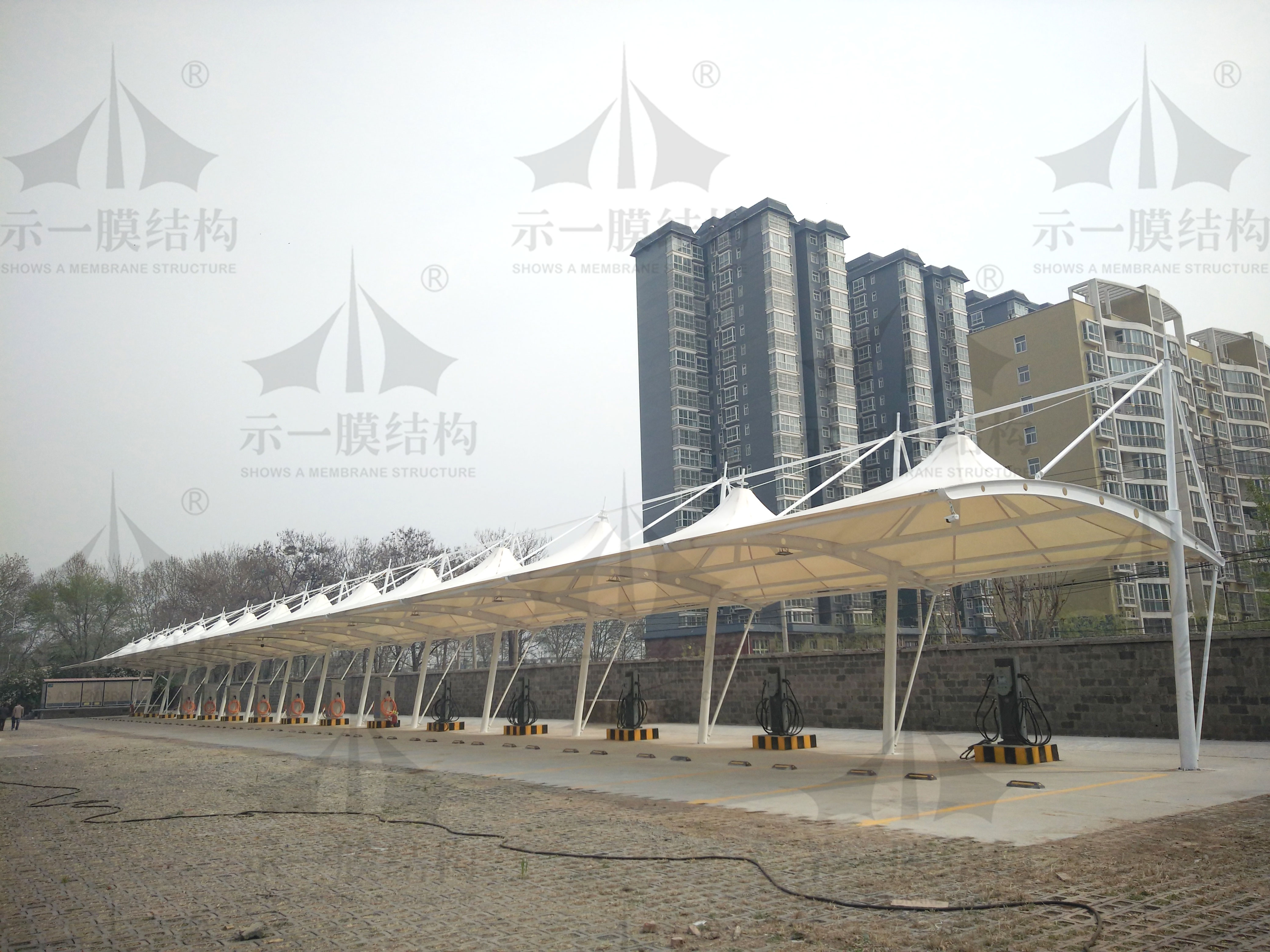 上海示一膜结构安阳公交公司充电桩停车雨棚