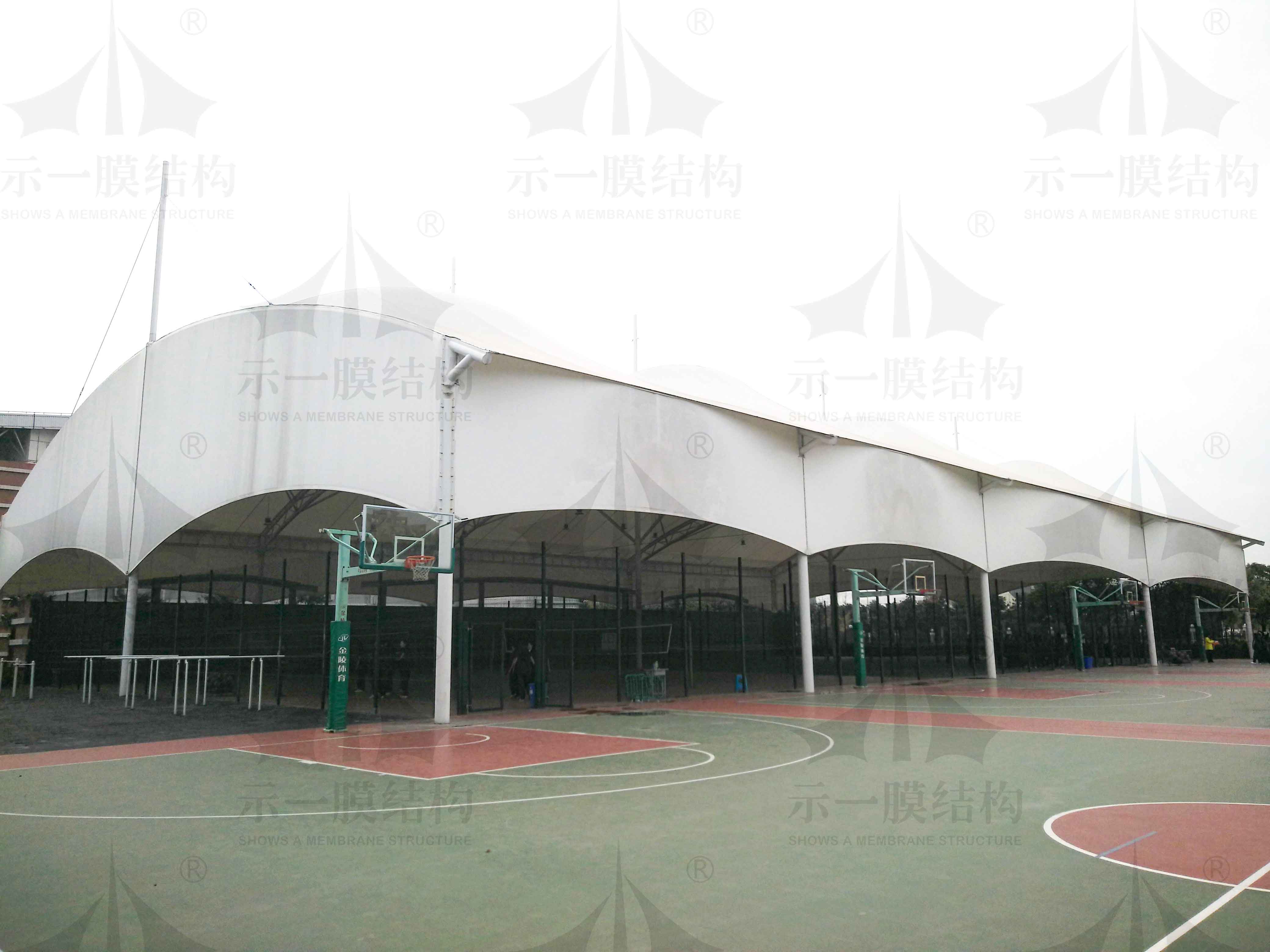 上海示一膜结构南桥中学网球场膜结构雨棚