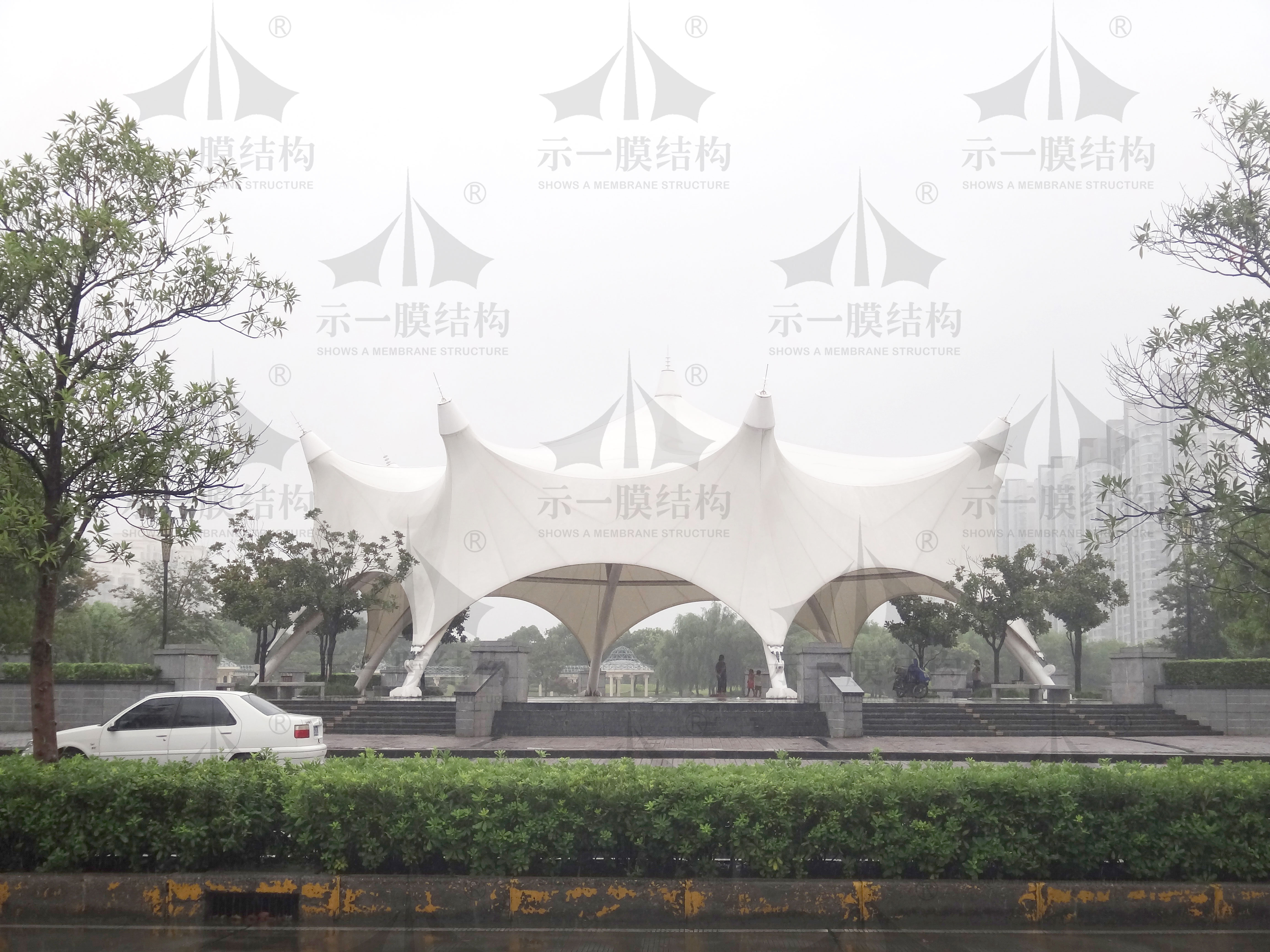 上海示一膜结构松江城市广场膜结构雨棚