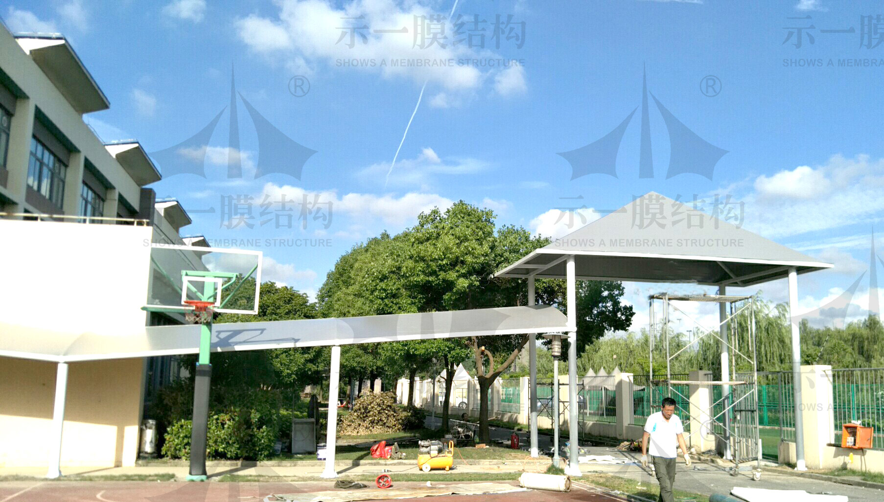 上海示一膜结构英国学校膜结构遮阳棚